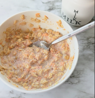 Carrot Cake Oatmeal